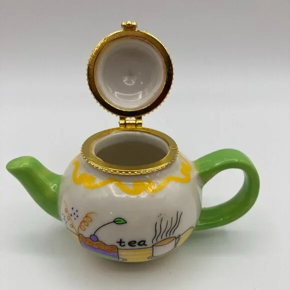 Miniature Porcelain Hinged Teapot Trinket, Pill, Jewelry Holder - Picture 6 of 7